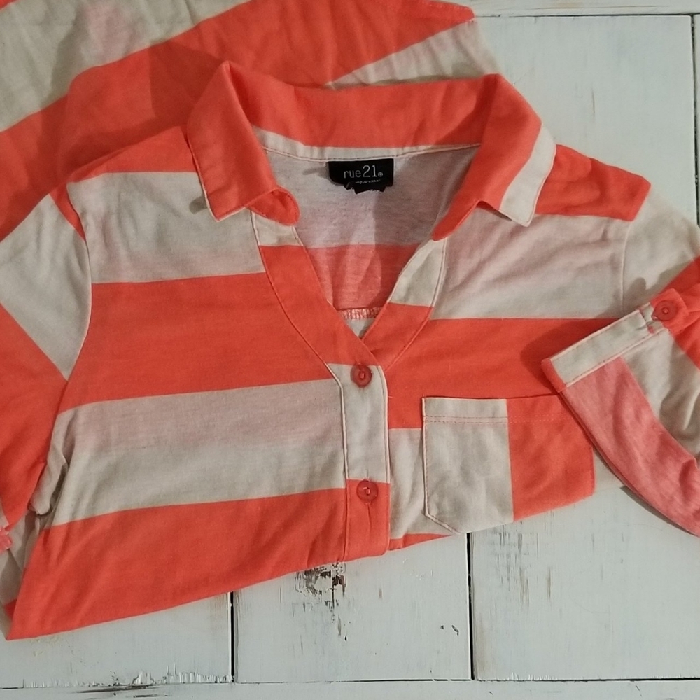 Rue 21 Striped Cropped Blouse